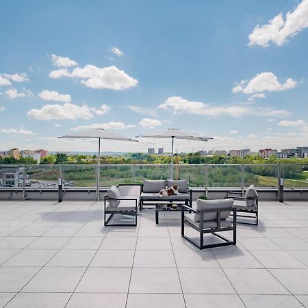 ז'שוב One Luxury Apartments מראה חיצוני תמונה