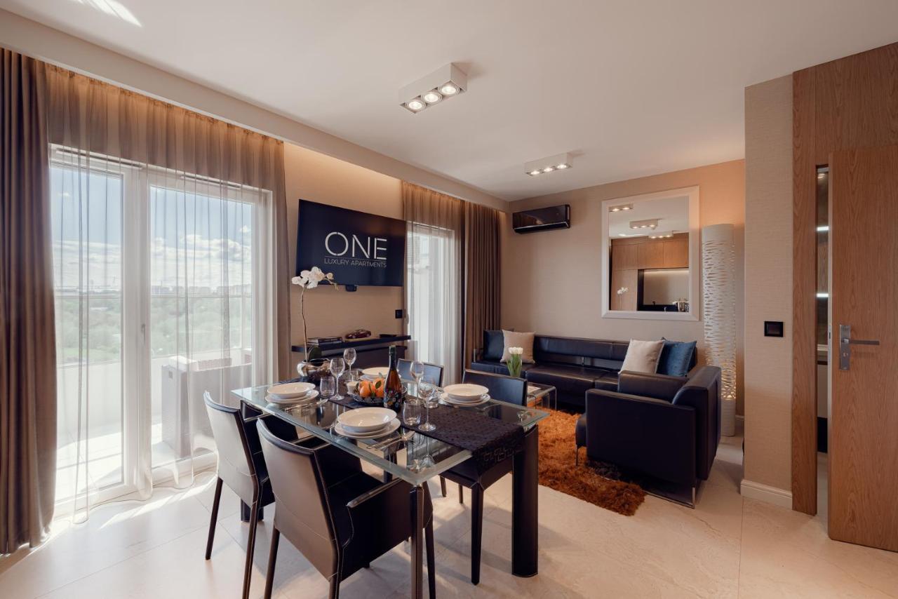 ז'שוב One Luxury Apartments מראה חיצוני תמונה