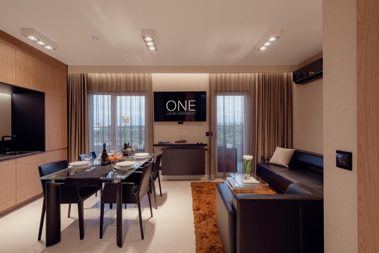 ז'שוב One Luxury Apartments מראה חיצוני תמונה