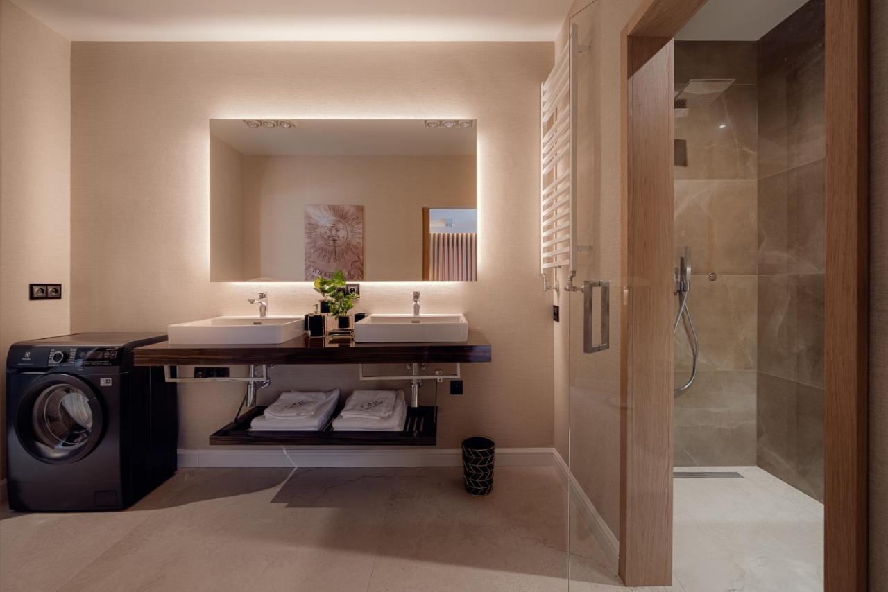 ז'שוב One Luxury Apartments מראה חיצוני תמונה