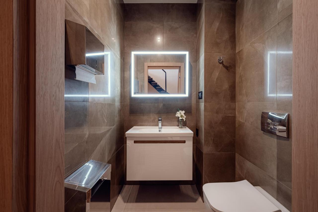 ז'שוב One Luxury Apartments מראה חיצוני תמונה